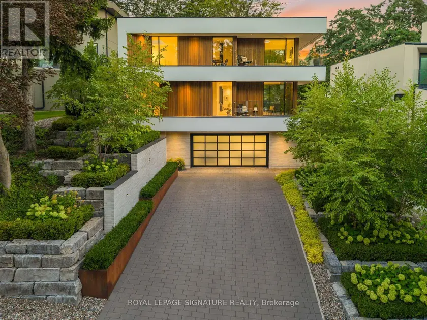 Detached at 8 FALLINGBROOK WOOD, Toronto