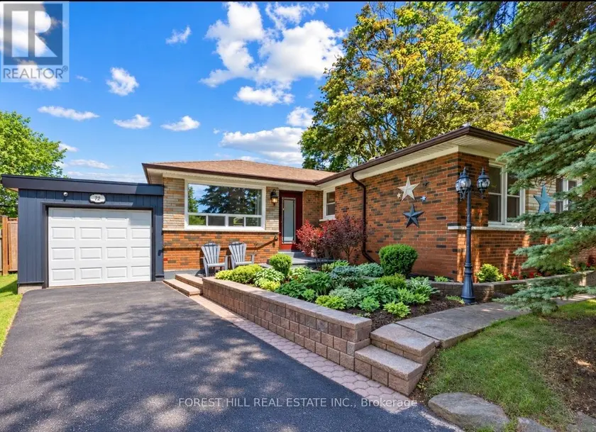 Detached at 72 WOODGARDEN CRESCENT, Toronto