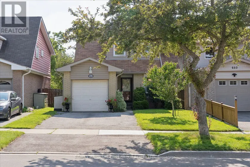 Detached at 648 CREEKVIEW CIRCLE, Pickering