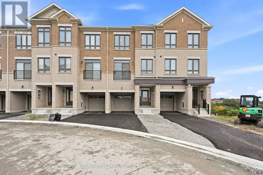 Townhouse at 53 UPPER PARADISE WAY, Whitby