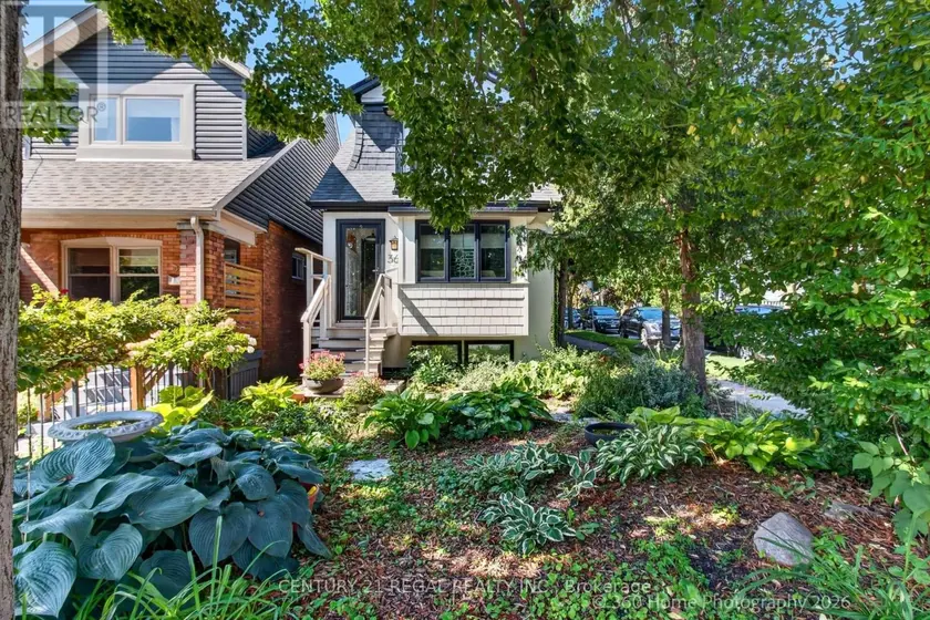 Detached at 2ND FL - 36 WEST LYNN AVENUE, Toronto