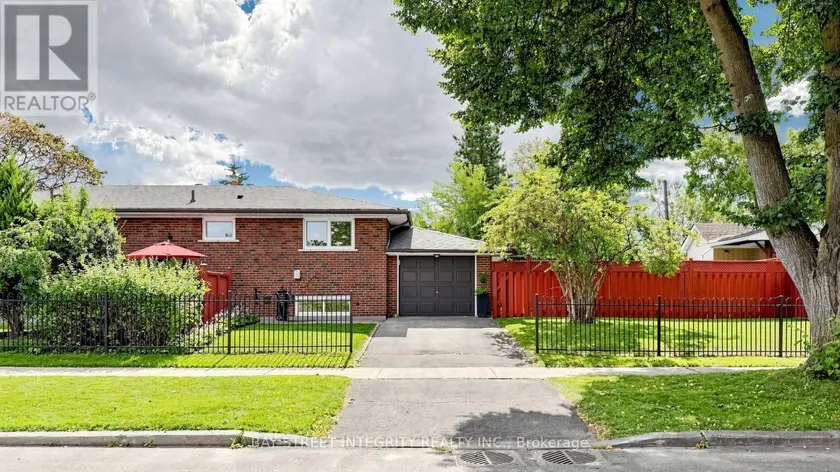 Detached at 28 ASHDEAN DRIVE, Toronto