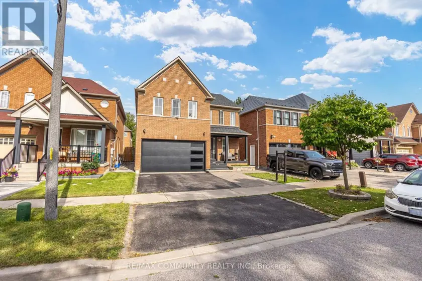 Detached at 19 TILLER STREET, Ajax