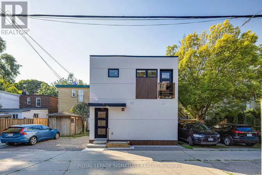 Detached at LOWER - 20 KEWBEACH AVENUE, Toronto