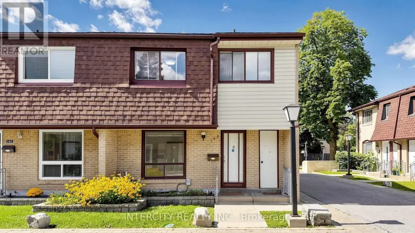 Townhouse at 142 - 21 LIVONIA PLACE, Toronto