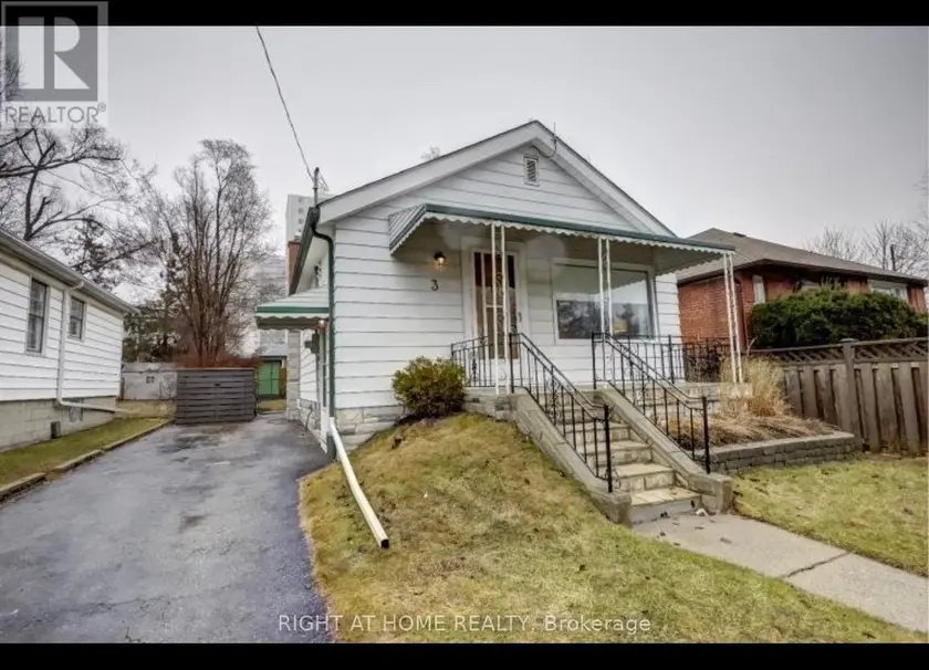 Detached at MAIN - 3 BEXHILL AVENUE, Toronto