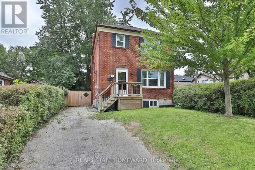 Detached at 1 PINEGROVE AVENUE, Toronto