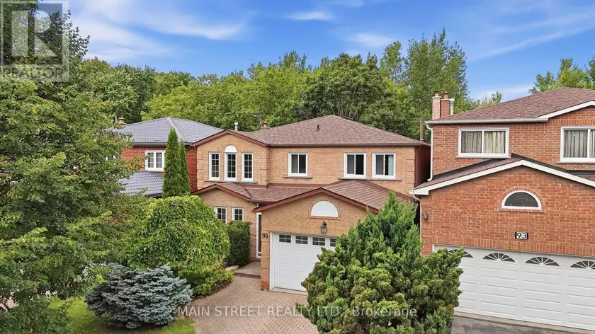 Detached at 95 WHISTLING HILLS DRIVE, Toronto