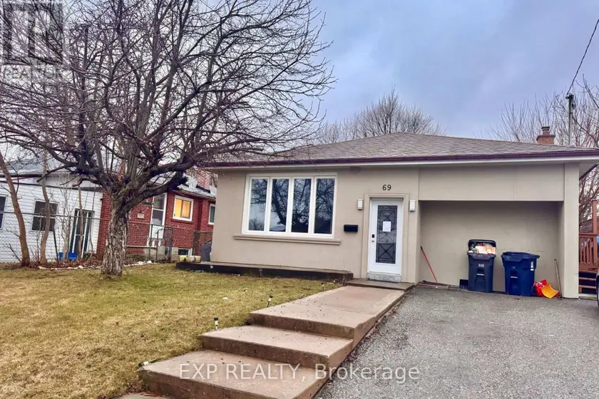 Detached at 69 HOLLYHEDGE DRIVE, Toronto