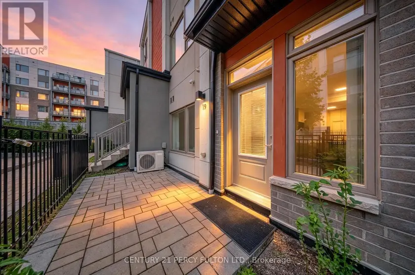 Townhouse at TH 19 - 70 ORCHID PLACE DRIVE, Toronto