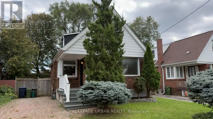 Detached at 33 AMSTERDAM AVENUE, Toronto