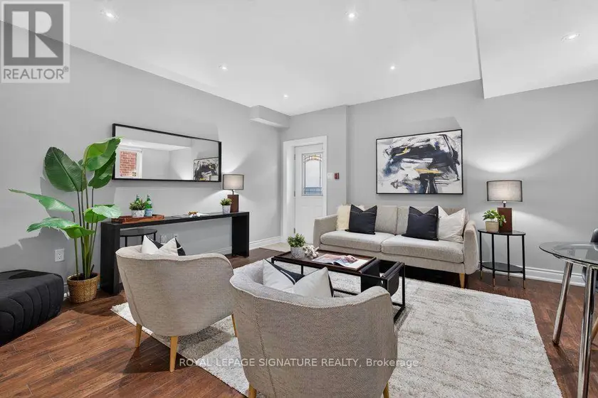 Detached at LOWER - 61B BEXHILL AVENUE, Toronto