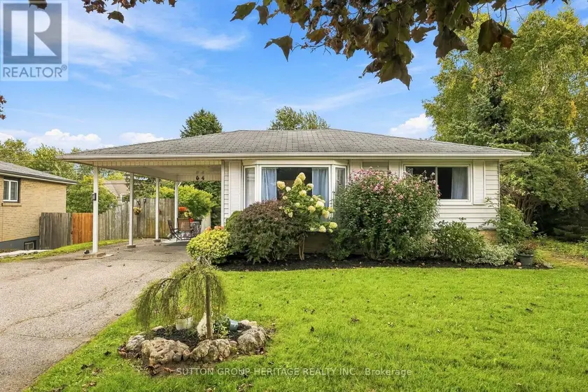Detached at 64 GREGORY ROAD, Ajax
