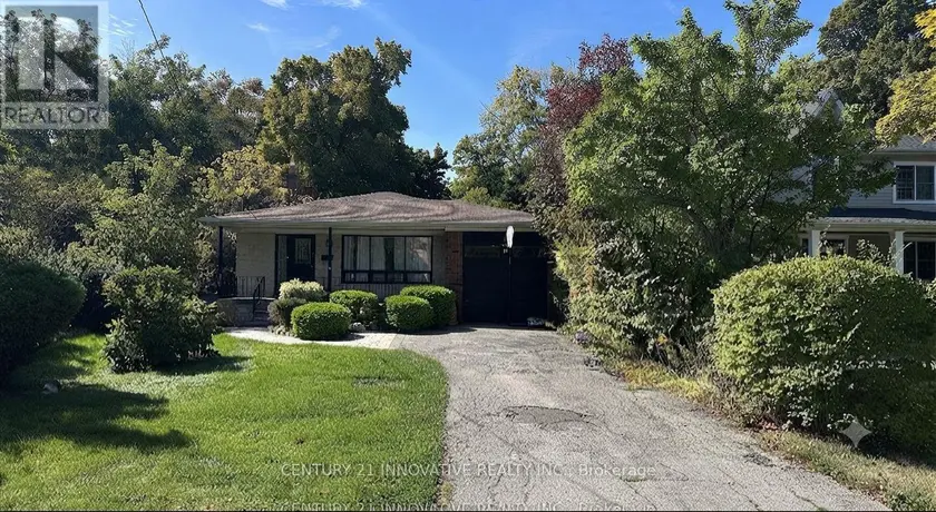 Detached at 18 LARWOOD BOULEVARD, Toronto