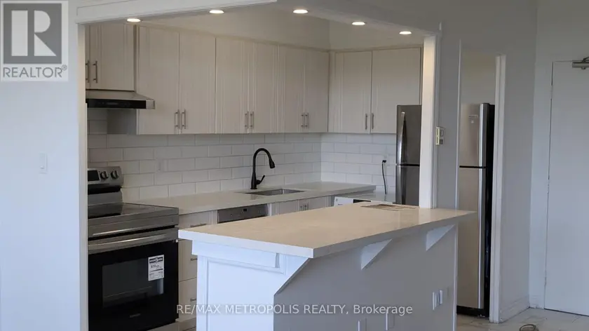 Apartment at #607 - 5 MASSEY SQUARE, Toronto