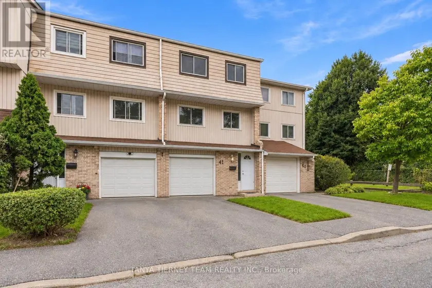Townhouse at 41 - 1975 ROSEFIELD ROAD, Pickering