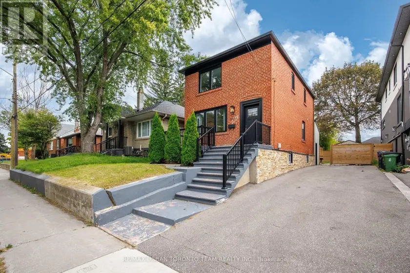 Detached at 3517 ST CLAIR AVENUE E, Toronto