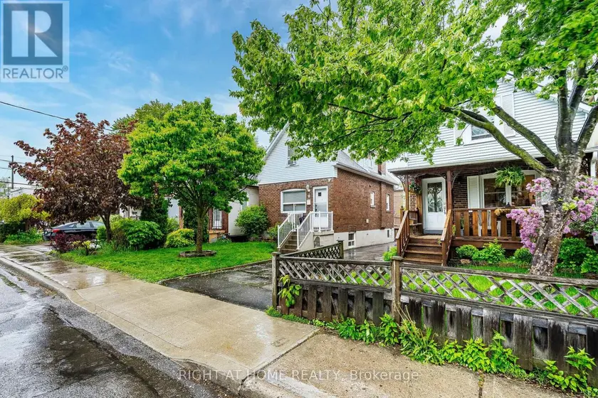 Detached at 8 SAVOY AVENUE, Toronto