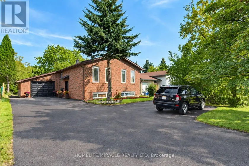 Detached at 696 SHEPPARD AVENUE, Pickering