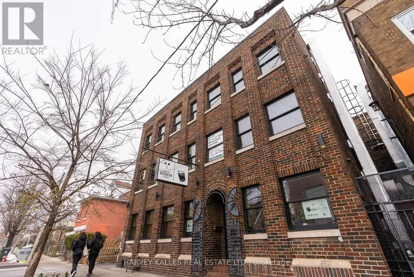 Townhouse at ONE - 663 GREENWOOD AVENUE, Toronto