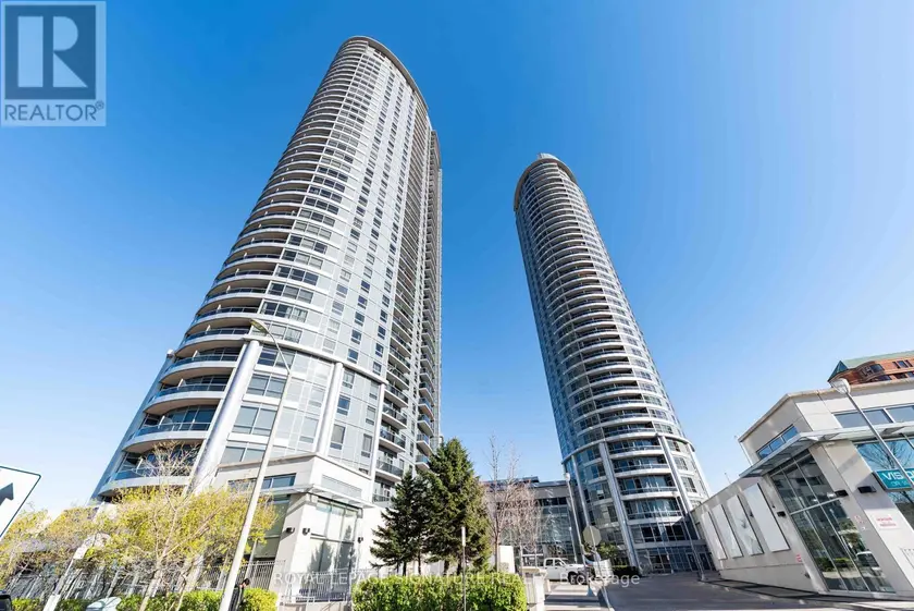 Apartment at 1423 - 135 VILLAGE GREEN SQUARE, Toronto