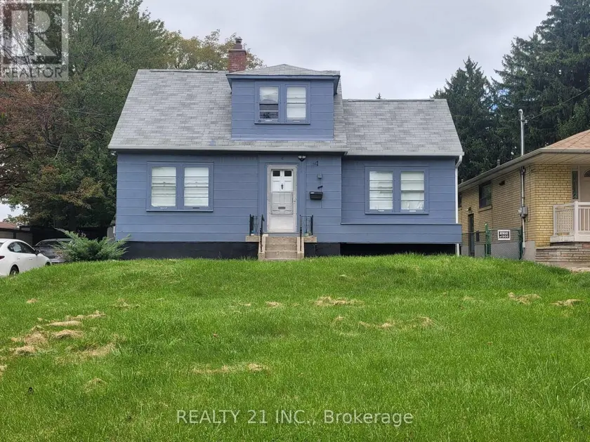 Detached at 16 HORFIELD AVENUE, Toronto