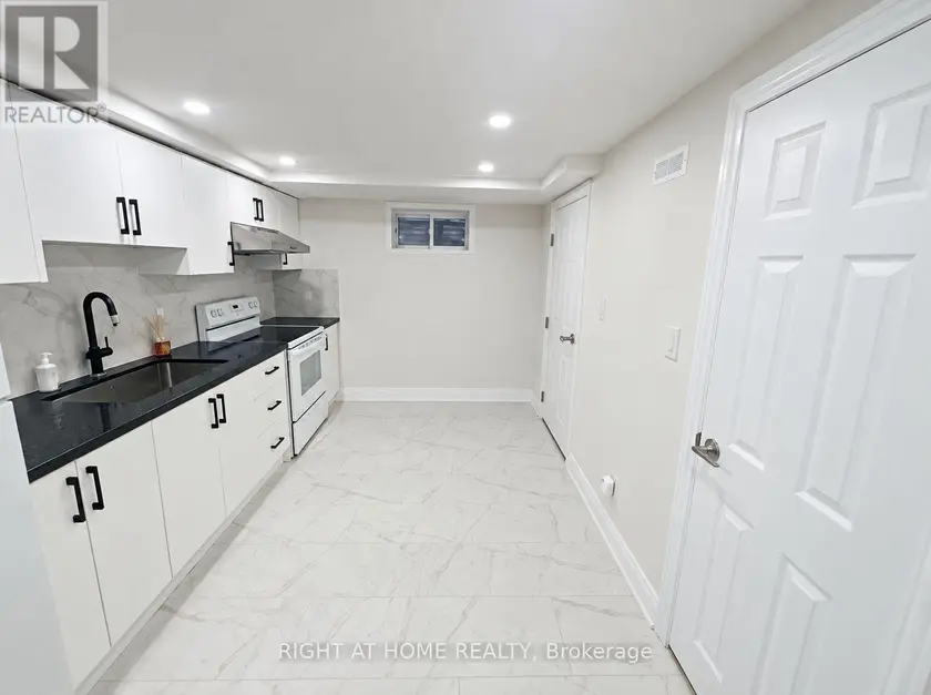 Detached at LOWER - 59 MARBLEMOUNT CRESCENT, Toronto