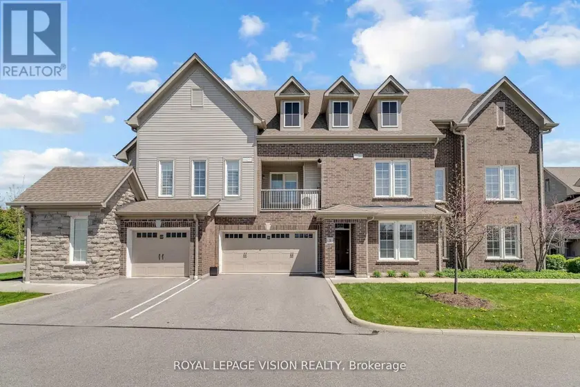 Townhouse at 667 Townline Rd S, Clarington