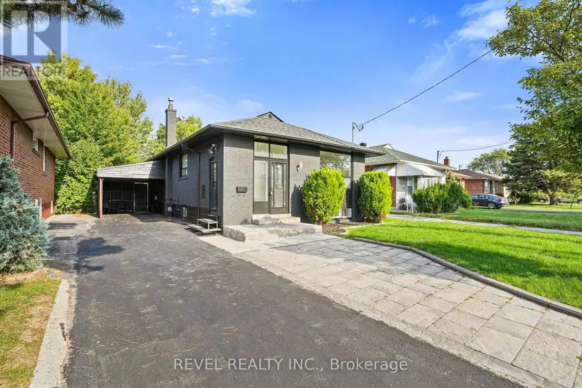 Detached at BSMT - 63 CROSLAND DRIVE, Toronto