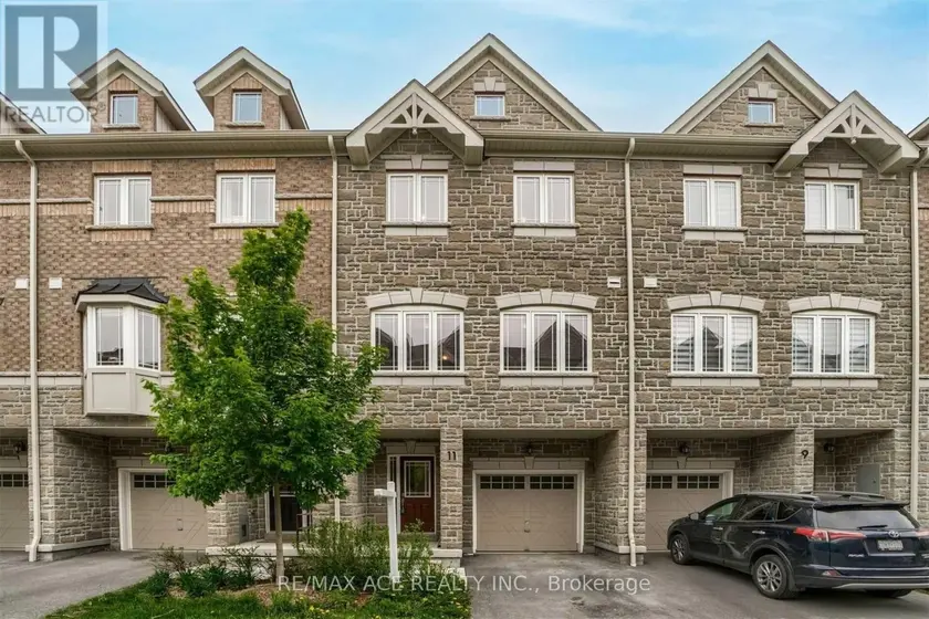 Townhouse at 11 WATERSTONE WAY, Whitby