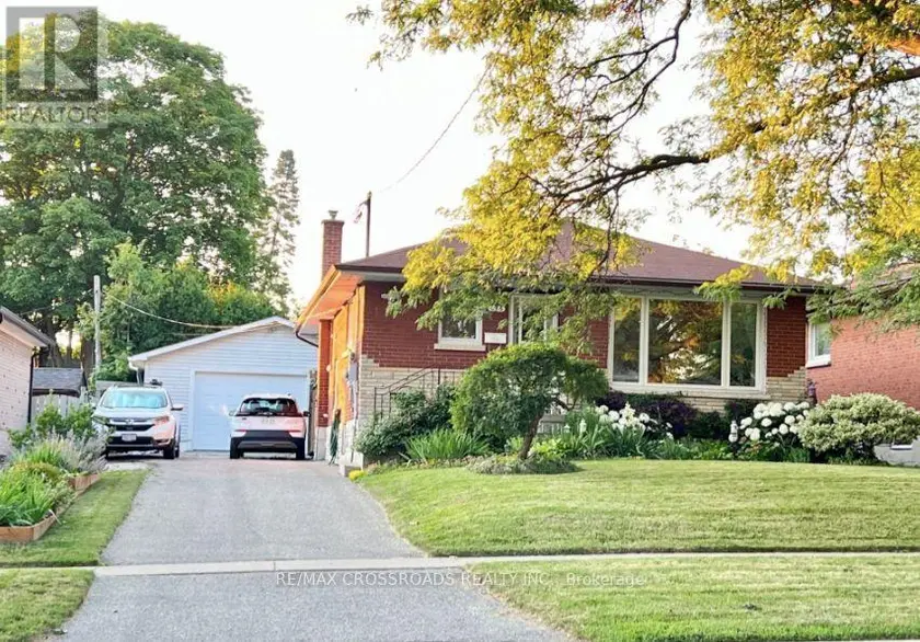 Detached at 636 SHAKESPEARE AVENUE, Oshawa