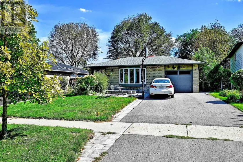 Detached at 14 MISTHOLLOW SQUARE, Toronto