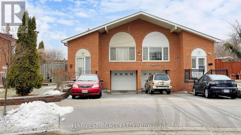 Semi-Detached/Link at 40 GREENHEDGES COURT, Toronto