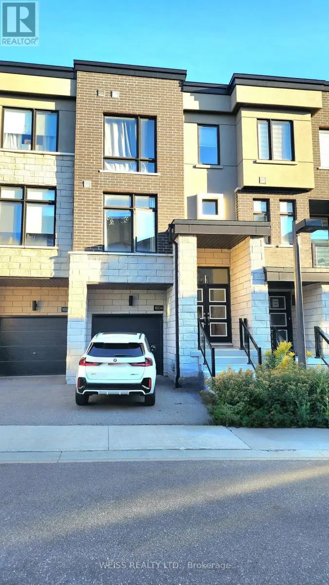 Townhouse at 1604 MOONBEAM GLEN, Pickering