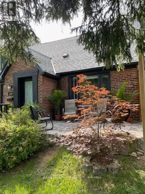 Detached at 110 LAKESIDE AVENUE, Toronto