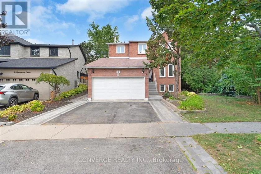 Detached at 3 PLOWMAN DRIVE, Ajax