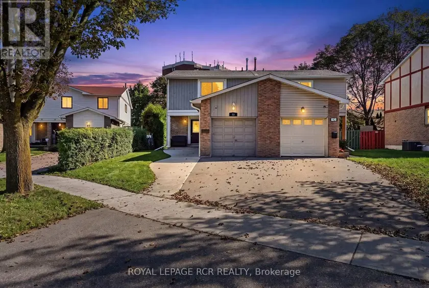 Semi-Detached/Link at 88 RED RIVER CRESCENT, Toronto