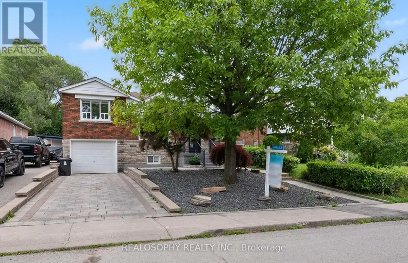 Detached at 69 SQUIRES AVENUE, Toronto