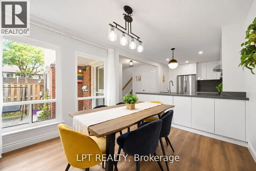 Townhouse at 110 - 155 GLOVERS ROAD, Oshawa