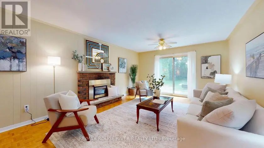 Detached at 33 PEPPER TREE DRIVE, Toronto