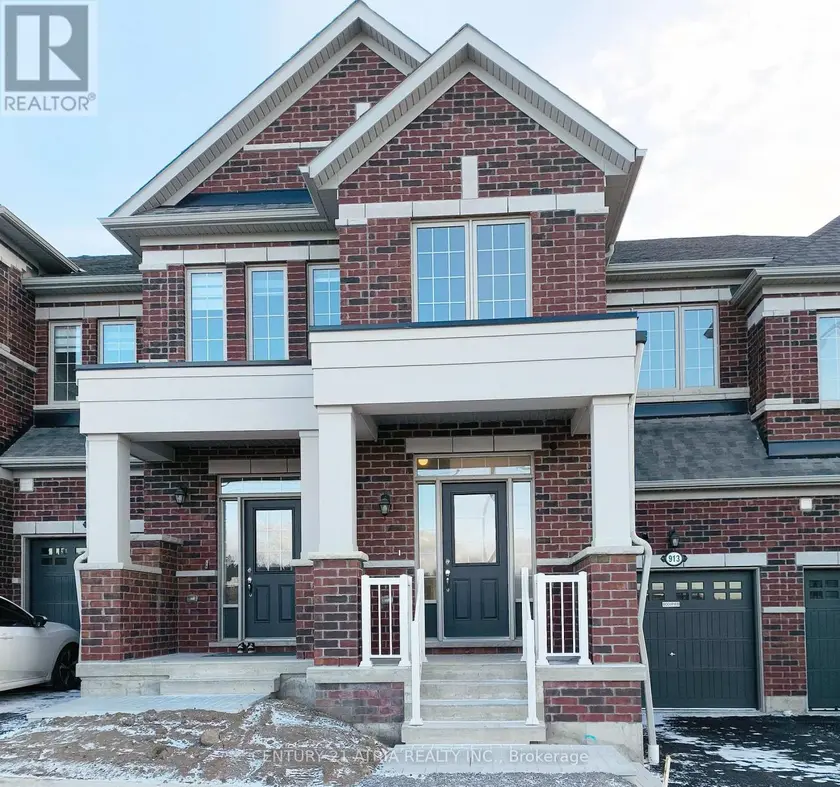 Townhouse at 913 ELIZABETH MCKENZIE DRIVE, Pickering