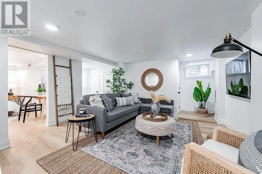 Detached at LOWER - 101 OAKCREST AVENUE, Toronto