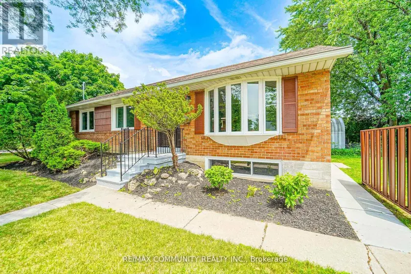 Detached at MAIN - 43 CHRISTINA CRESCENT, Toronto