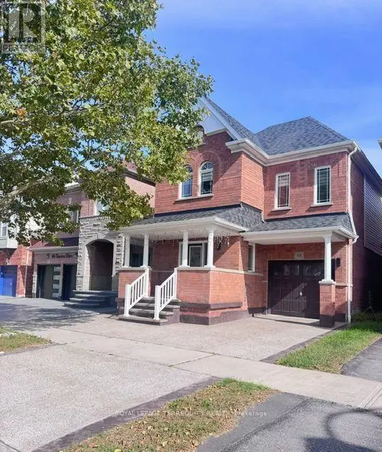 Detached at 44 THACKERY DRIVE, Ajax