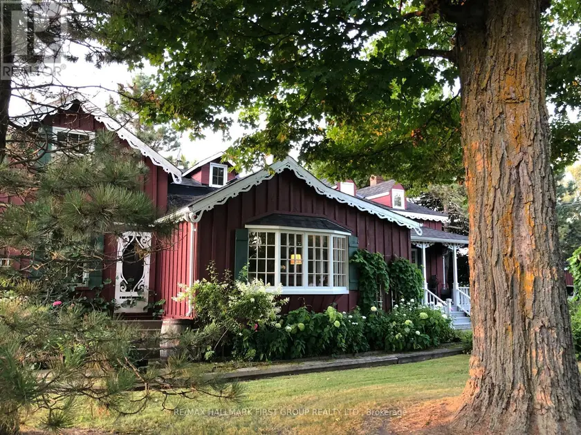 Detached at 130 MYRTLE ROAD E, Whitby