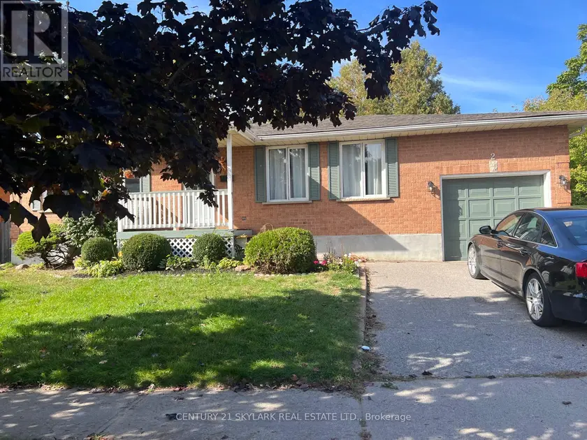 Detached at 2 ROBERT ADAMS DRIVE, Clarington