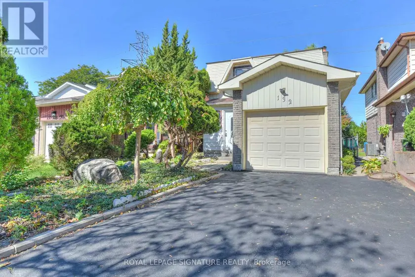 Detached at 132 VALDOR DRIVE, Toronto