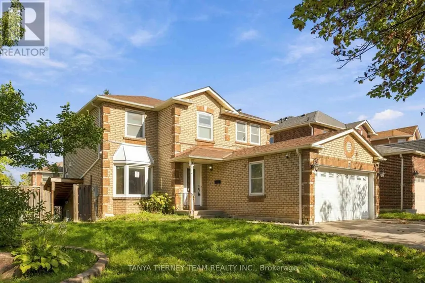 Detached at 11 HUNTER DRIVE, Ajax