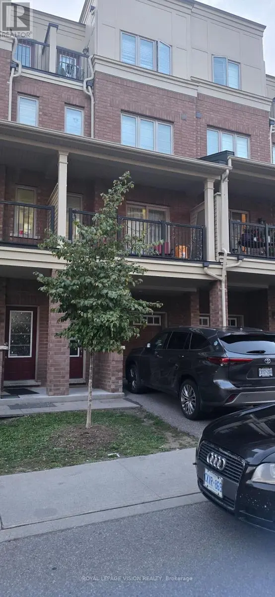 Townhouse at 358 - 2392 CHEVRON PRINCE PATH, Oshawa