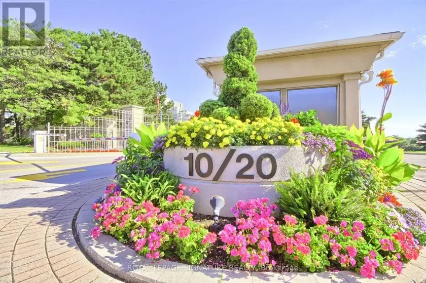 Apartment at 223 - 10 GUILDWOOD PARKWAY, Toronto
